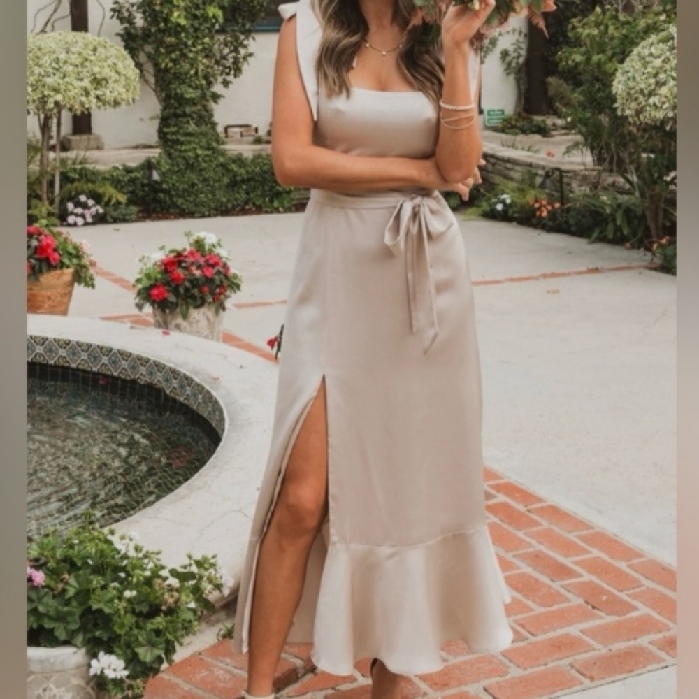 NWT Show Me Your Mumu Claire Midi - Show Me the Ring Luxe Satin- Size S - Picture 2 of 5